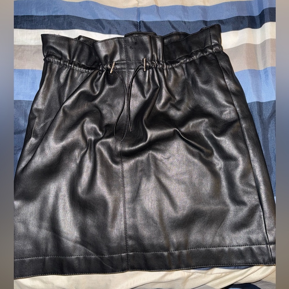 H&M brand new with tags leather skirt